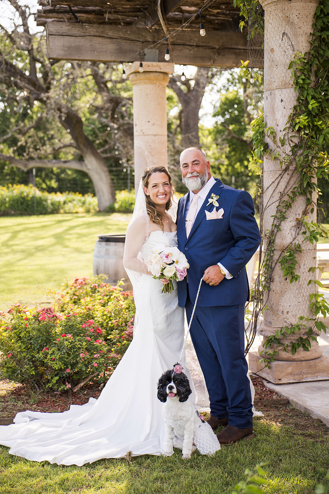 Arrowhead Creek Vineyards Elopement by Pink Salt Pics