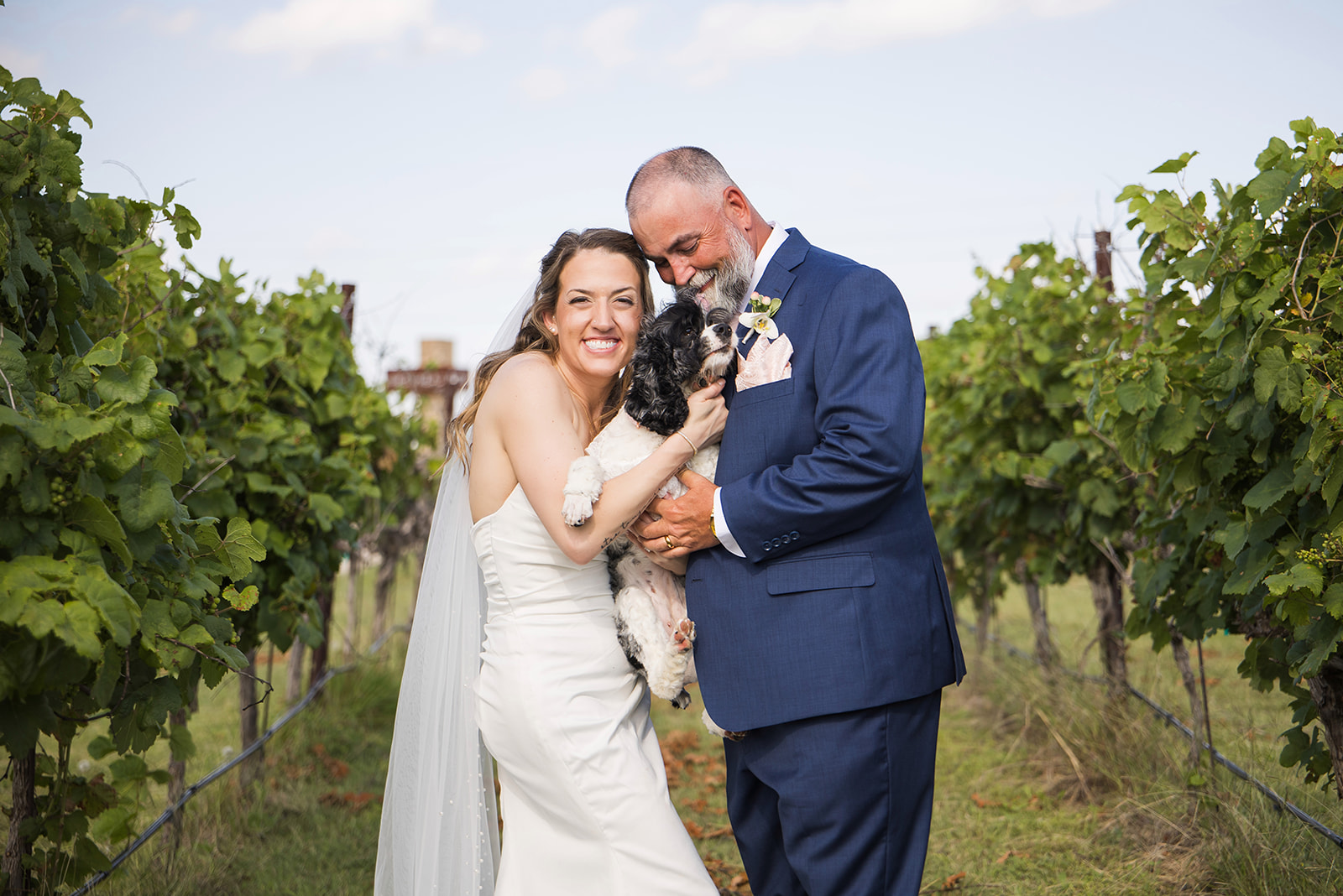 Arrowhead Creek Vineyards Elopement by Pink Salt Pics