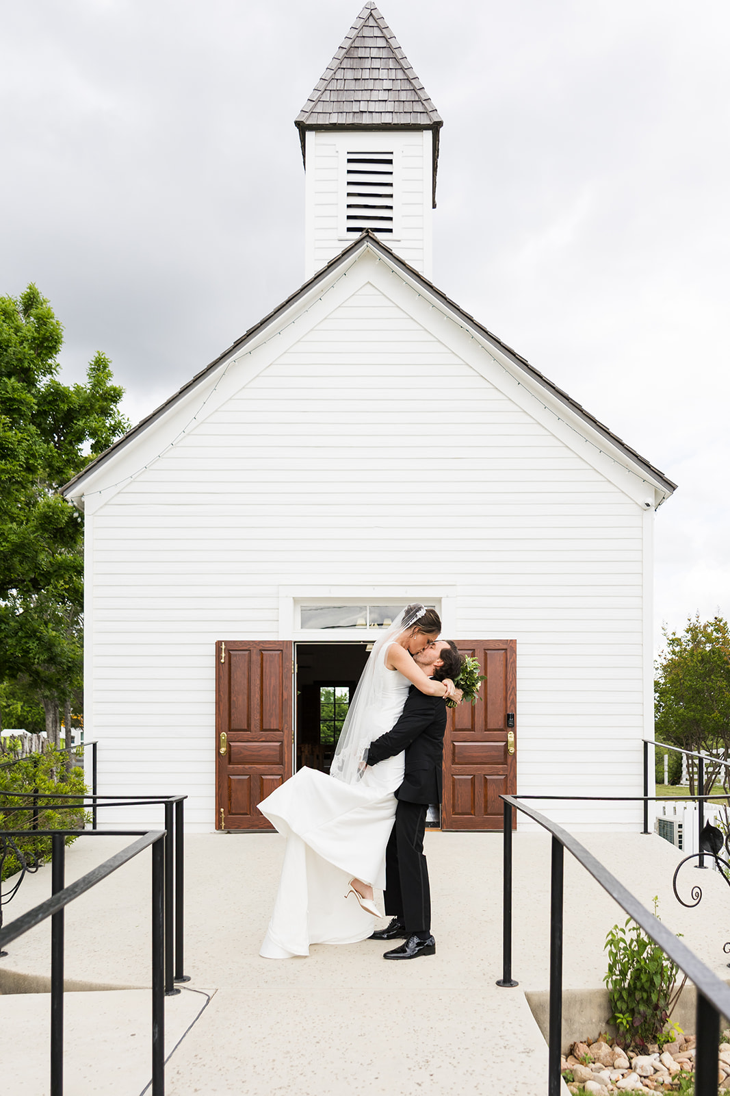 Fredericksburg Texas Elopements at the Hill Country Wedding Chapel by Pink Salt Pics